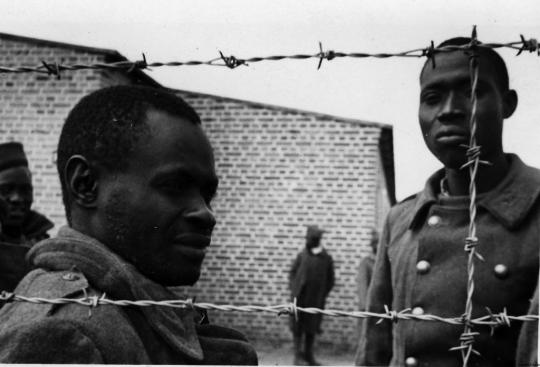 Afrikanische Kolonialsoldaten in deutscher Kriegsgefangenschaft
