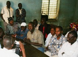 Visiting the on-strike workers of Huicoma at the Union Building in Bamako
